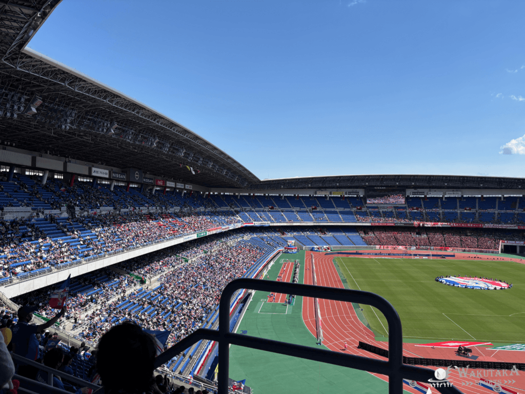 北サイドスタンドからの日産スタジアムの座席の見え方