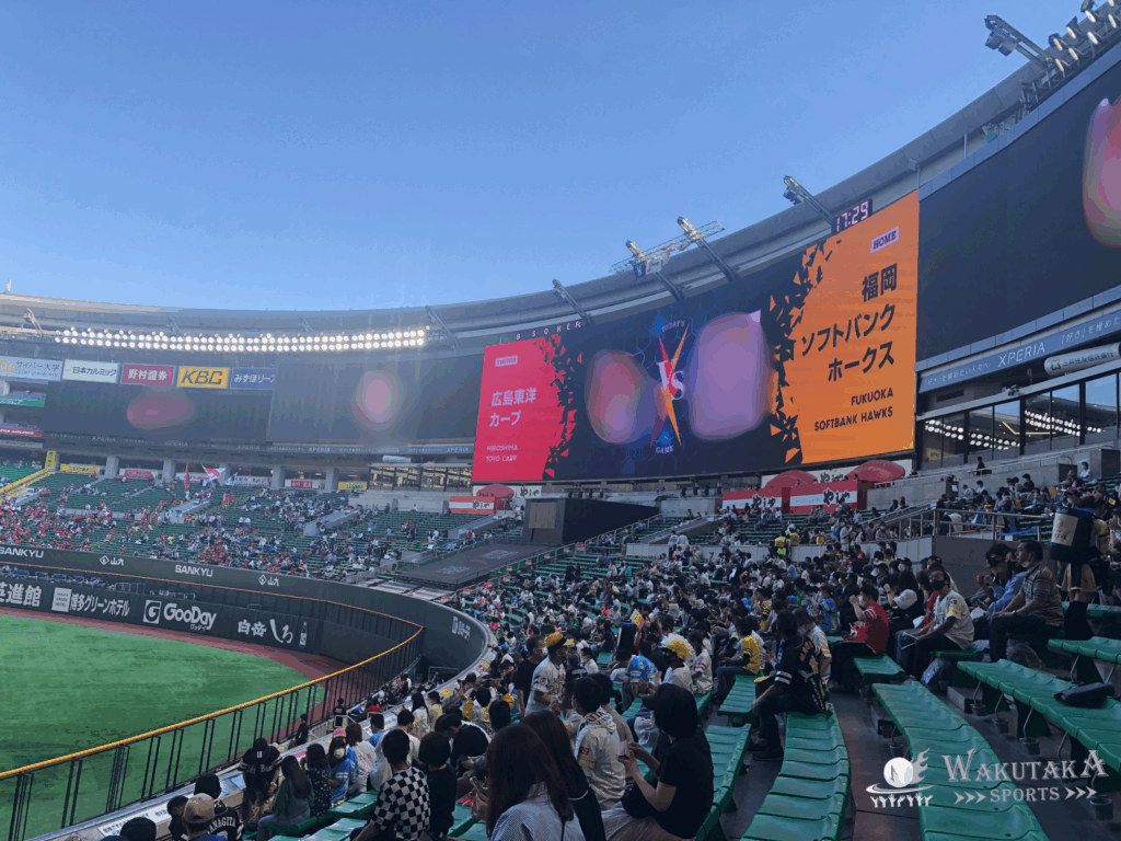 福岡ソフトバンクホークスのチーム概要・注目選手を紹介!【ワクタカスポーツ 2025年版】 20 ルーフオープンした福岡ドーム