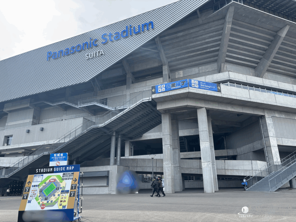 【2025年最新版】パナソニックスタジアム吹田 - 座席完全ガイド 25 パナソニックスタジアム吹田_ゲート1付近の写真