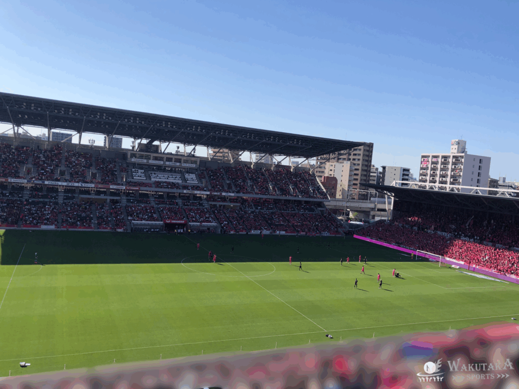 ヨドコウ桜スタジアムの座席からの眺め写真（2024年撮影）