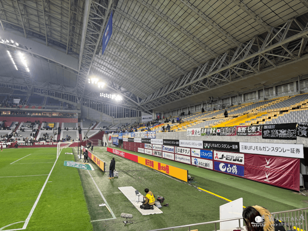 【2026年最新版】ノエビアスタジアム神戸 座席ガイド|座席の見え方・おすすめ席・チケット入手のコツを解説! 51 ルーキーシートからのノエビアスタジアム神戸の座席の見え方