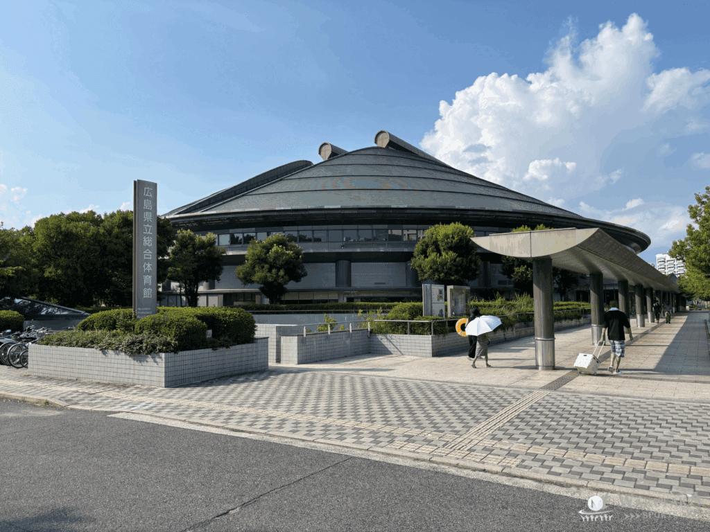 【2025年最新版】エディオンピースウイング広島 観戦ガイド|アクセス・最寄駅・周辺観光 43 広島県立総合体育館(広島グリーンアリーナ)