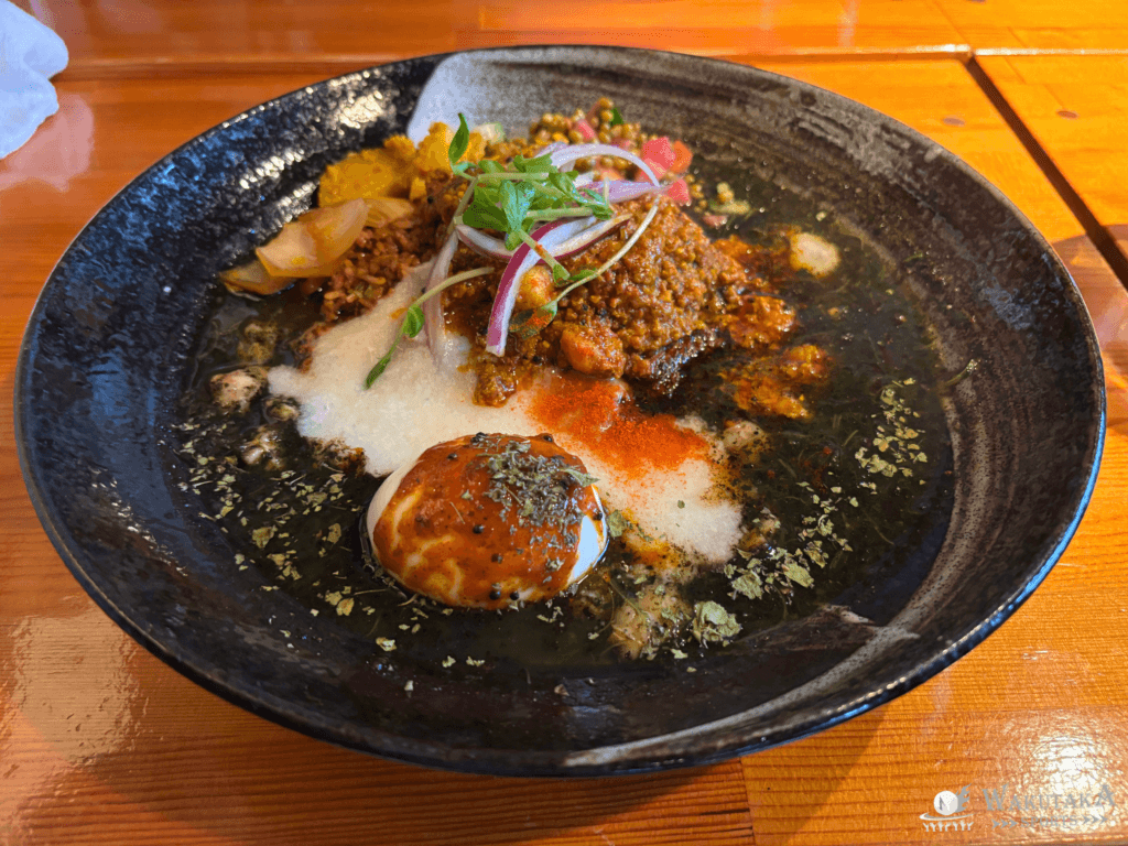 大阪にあるあきらカレーのランチ
