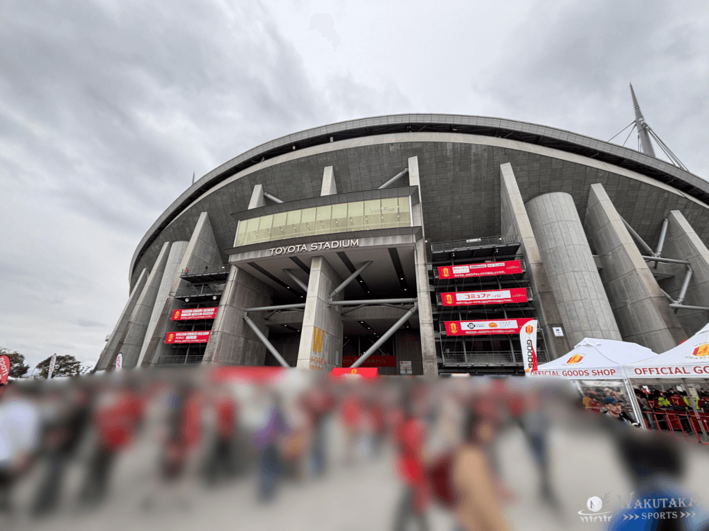 豊田スタジアム_W2ゲート付近