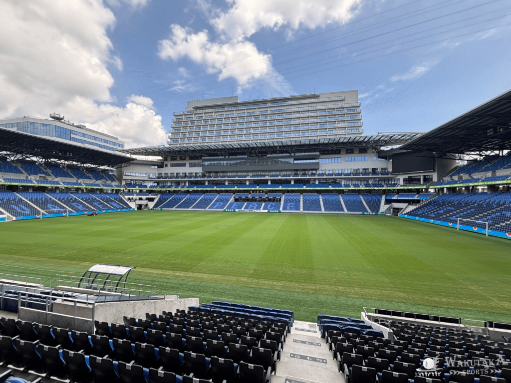 【2026年最新版】ピーススタジアム Connected by SoftBank 座席の見え方ガイド|雨/西日対策まで写真で解説 48 f0ea6d41552fdc76297525e768f35772